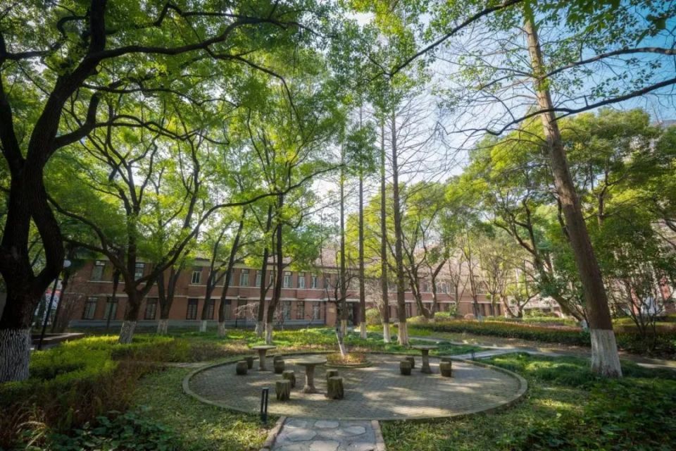 东华大学(东华大学考研)