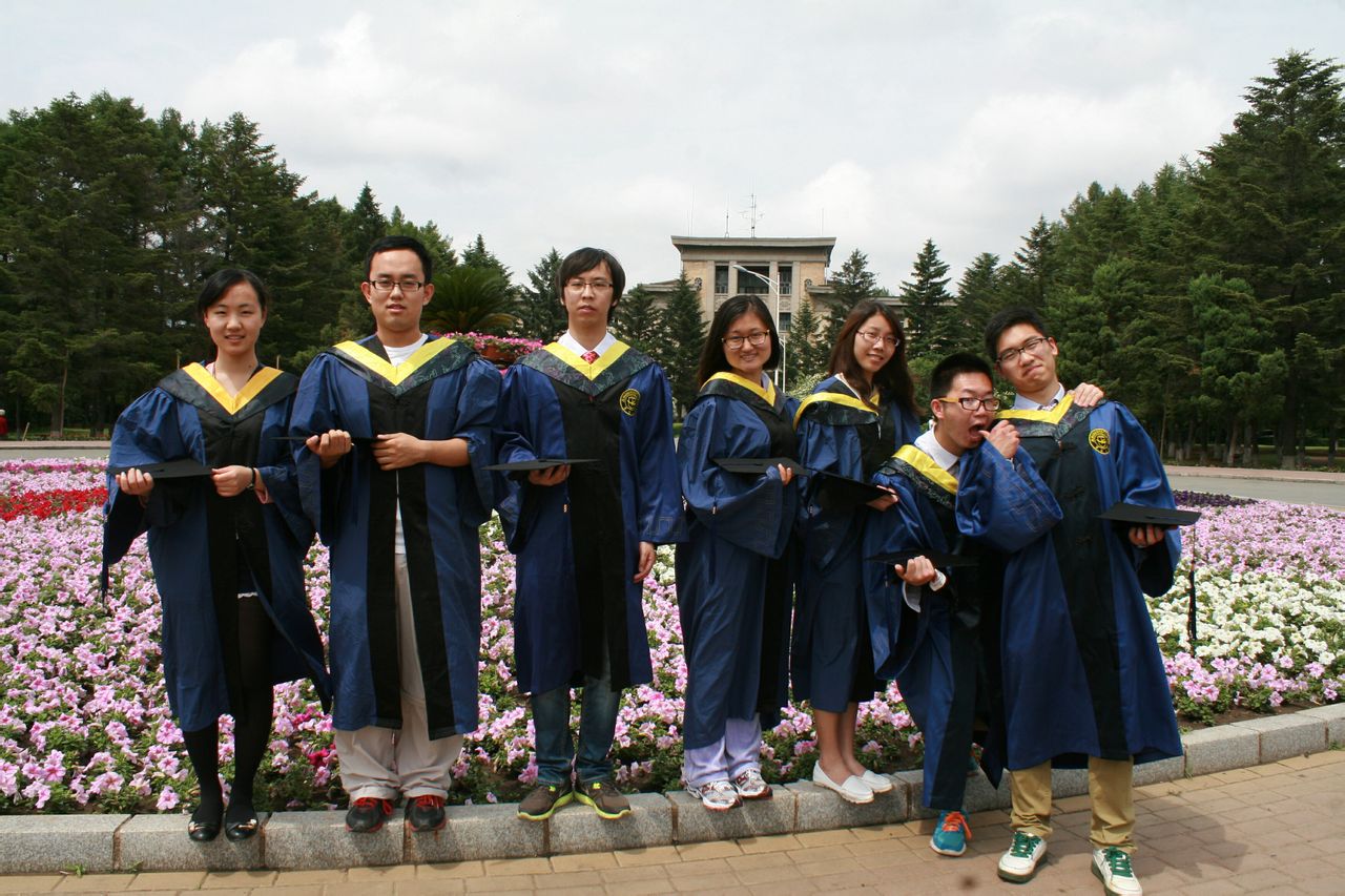 吉林大学毕业证(吉林大学毕业证书外壳)