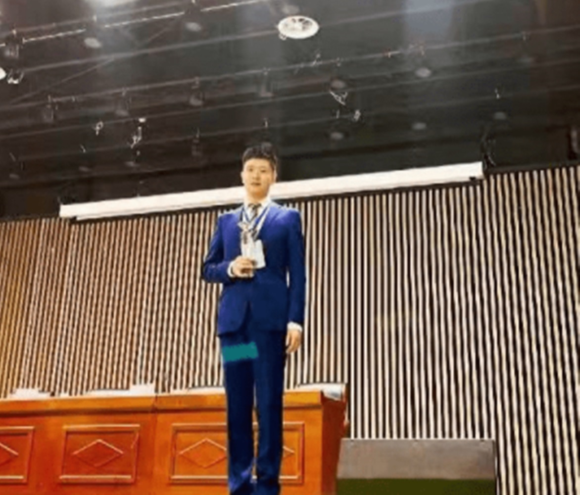 郑州大学文凭(郑州大学毕业条件)