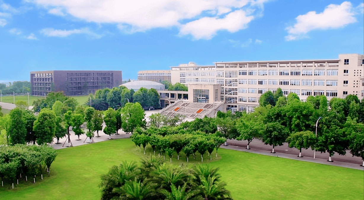四川大学(四川大学行政管理)