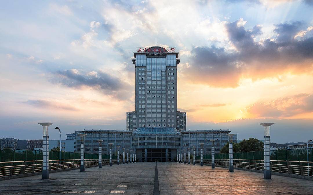 南京航空航天大学文凭要求